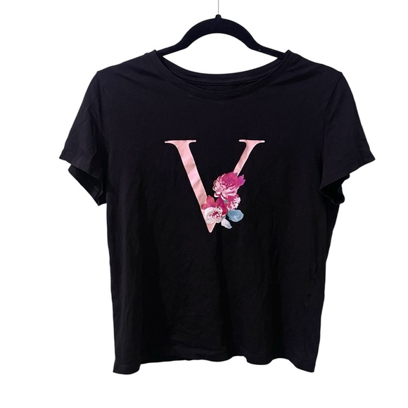 Victoria's Secret Black Tee - Picture 1 of 4